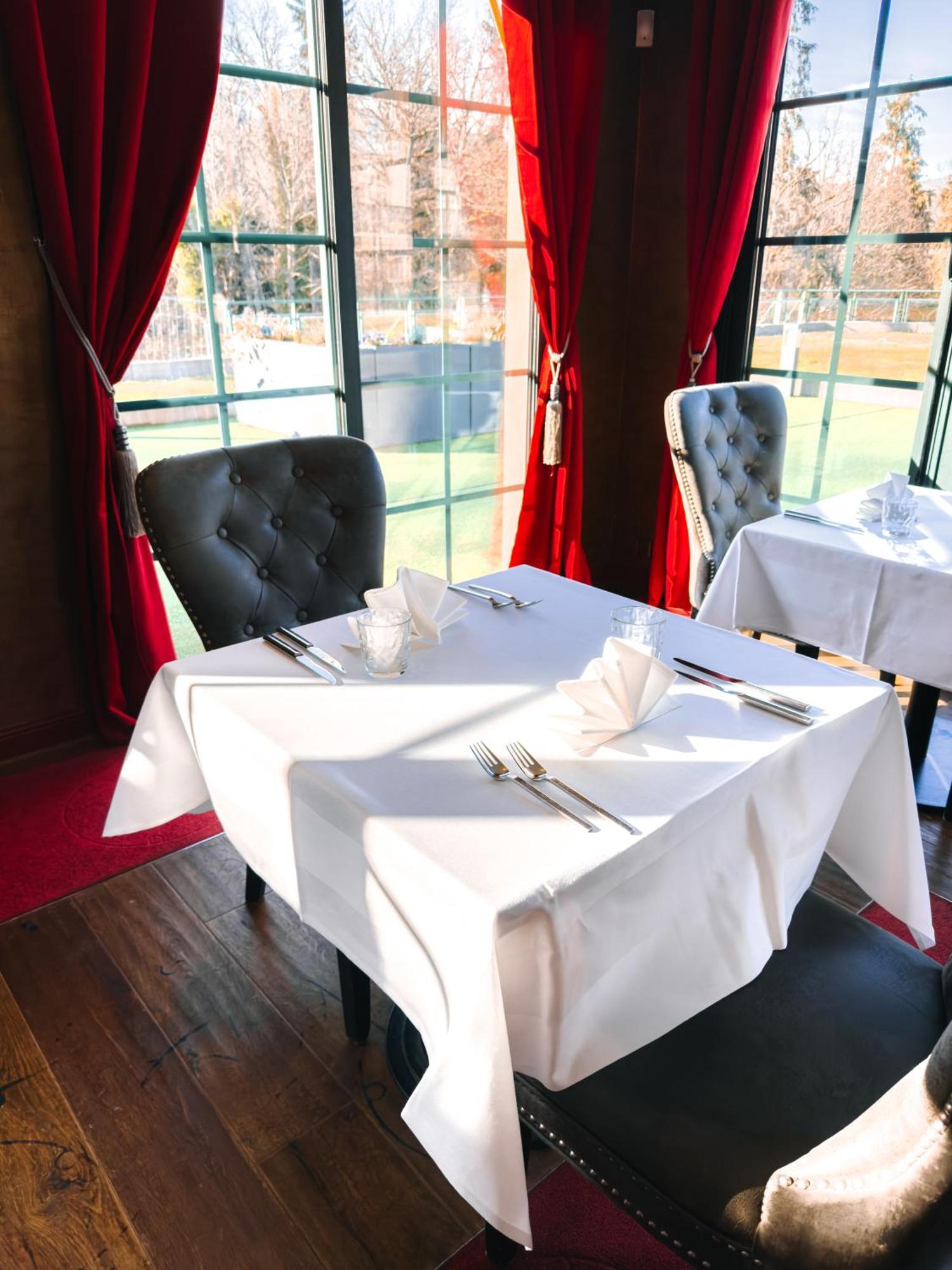 Les Violettes Hotel&spa, Bw Premier Collection Hotel